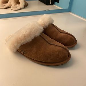 Nearly-new Ugg Slippers